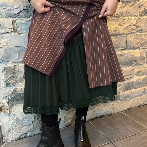 SPANNER Asymmetrical Brown Striped Skirt - Picture 2 of 6